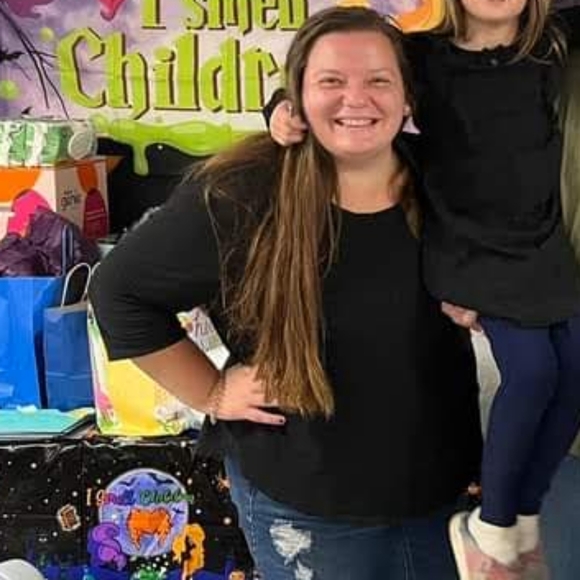 Meet your Posher, Morgan - Picture 2 of 3